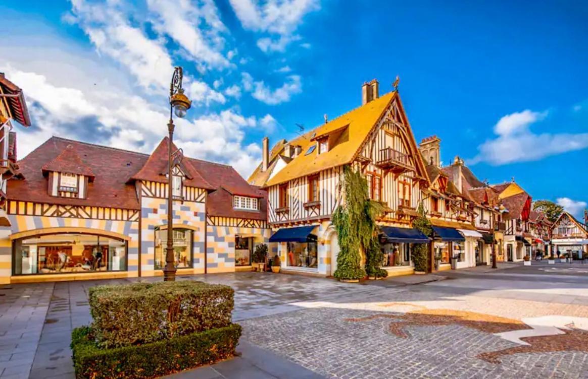 L'Ancre Rouge Deauville Exterior photo