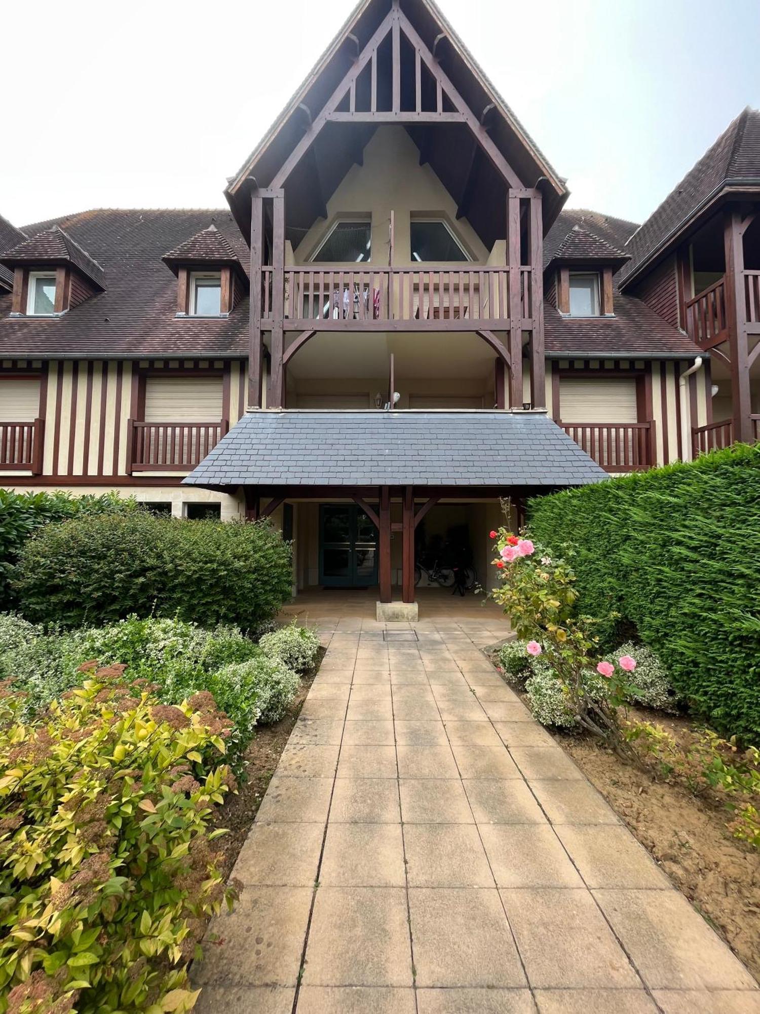 L'Ancre Rouge Deauville Exterior photo